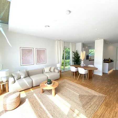 Cinema House - Ferienhaus Im Natural Living Look Mit Heimkino Und Südterrasse - 136 Qm
